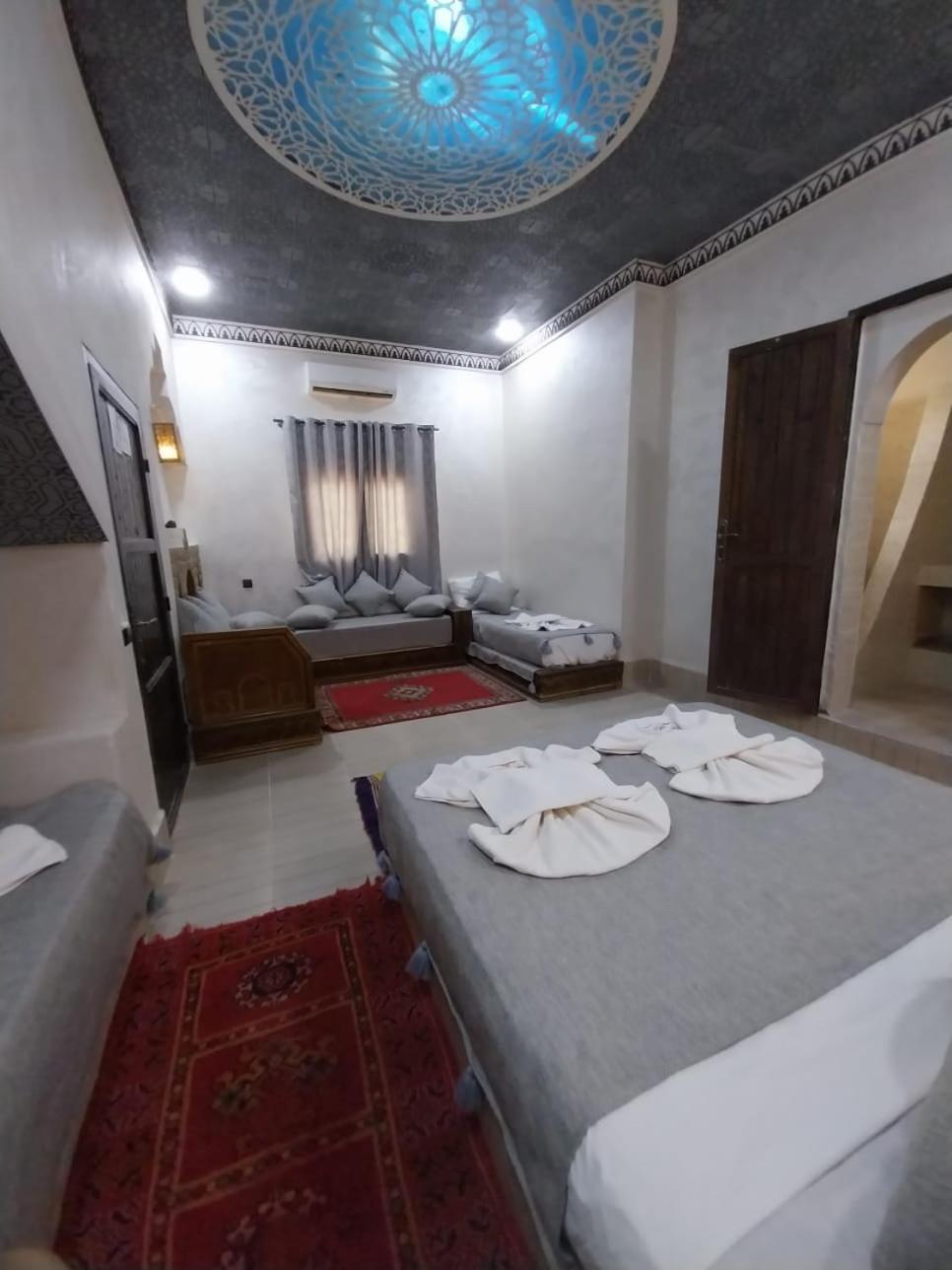 Hotel Cafe Du Sud Мерцуга Екстериор снимка